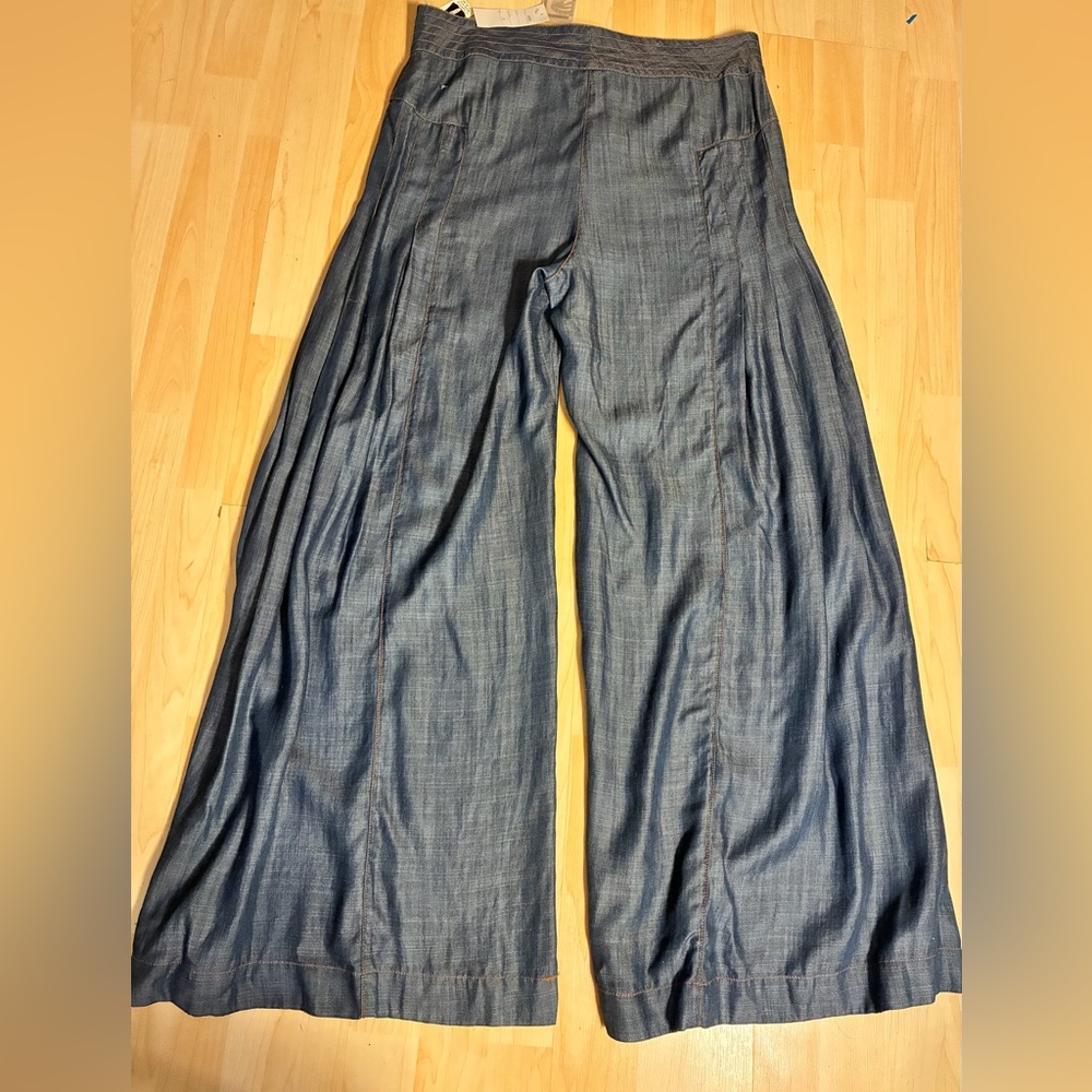 NWT Alberto Makali Wide-Leg Pleated Chambray Denim Culottes / Pants - Picture 3 of 16